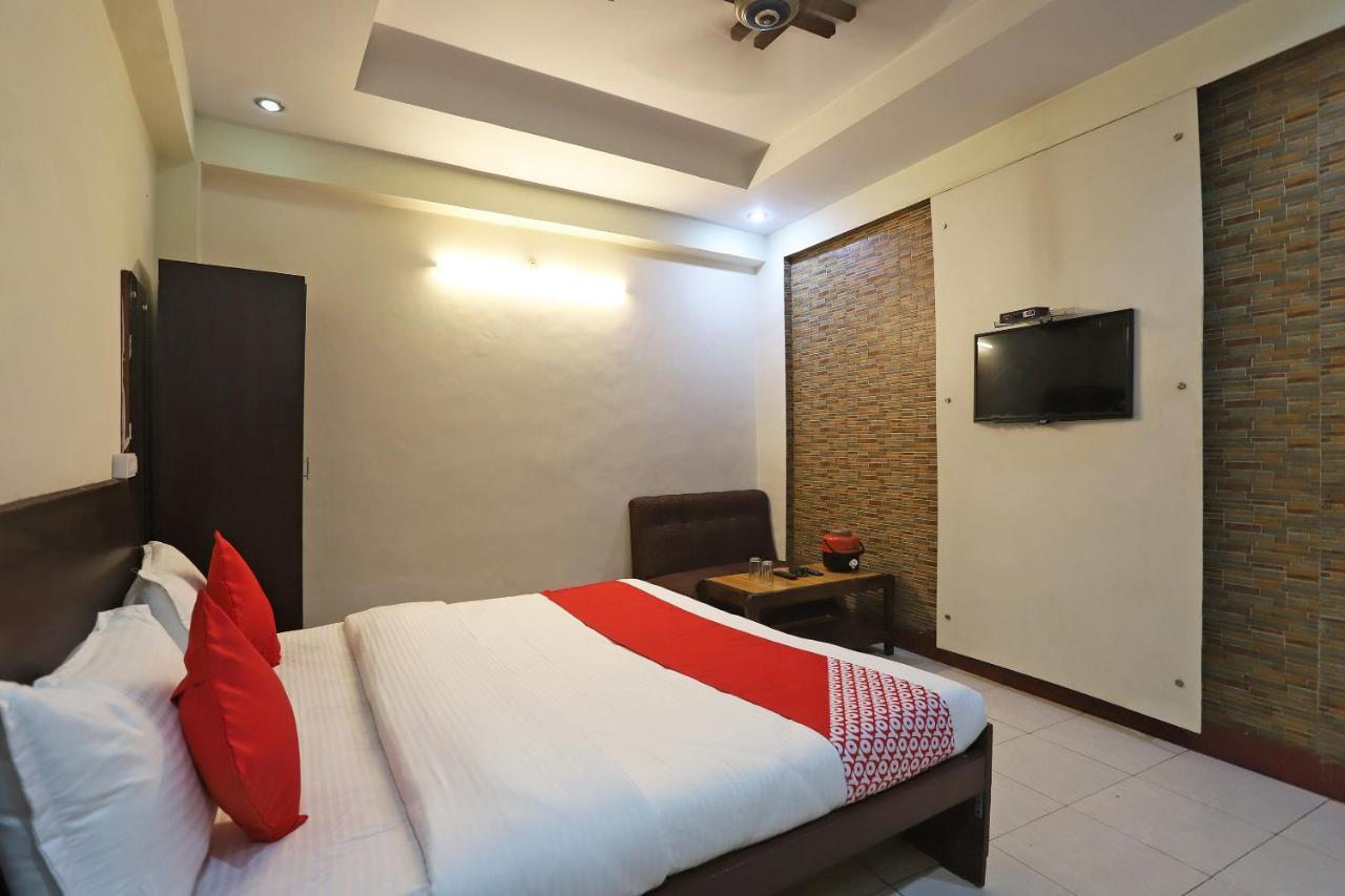 Oyo Flagship 76697 Hotel Park Awadh Lucknow Exterior photo