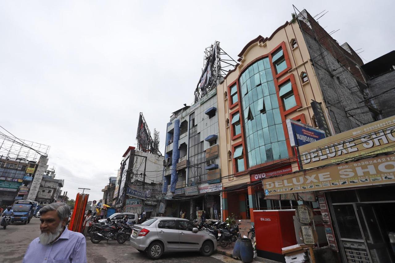 Oyo Flagship 76697 Hotel Park Awadh Lucknow Exterior photo